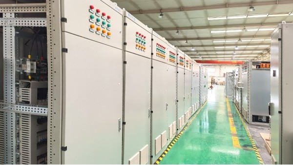 河南大型控制柜定做廠家、供應(yīng)商