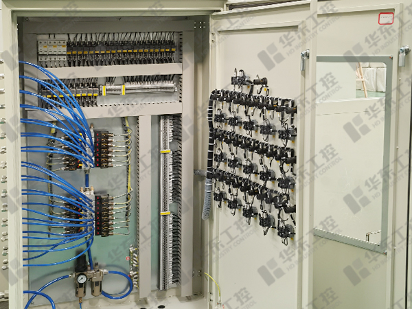 控制箱細(xì)節(jié)