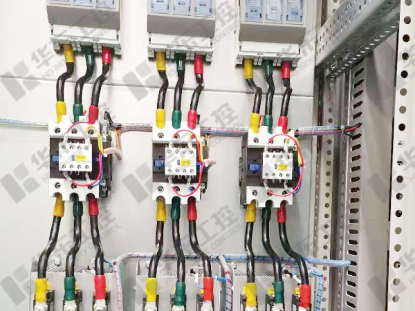 動力配電柜細(xì)節(jié)