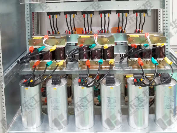 動力配電柜細(xì)節(jié)