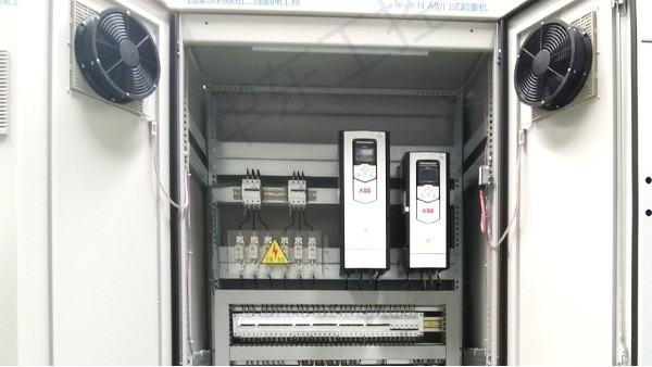 變頻控制柜主要元器件的選用
