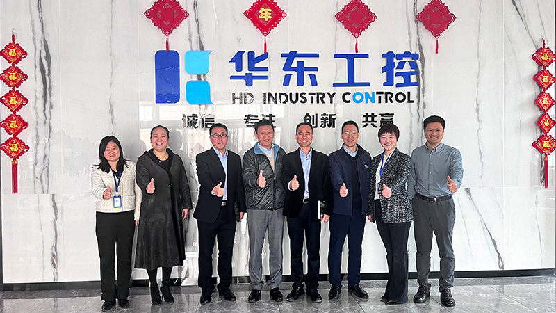 西門子數(shù)字化工業(yè)集團華中大區(qū)總經(jīng)理劉志生一行蒞臨華東工控深入交流