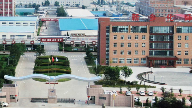 新鄉(xiāng)化纖自備電廠送風(fēng)、引風(fēng)、排煤、給煤、鼓風(fēng)變頻控制系統(tǒng)