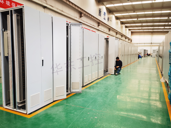 電控柜現(xiàn)場